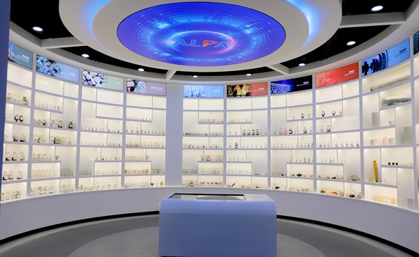 以服務為核心，量身打造高性價比的產品